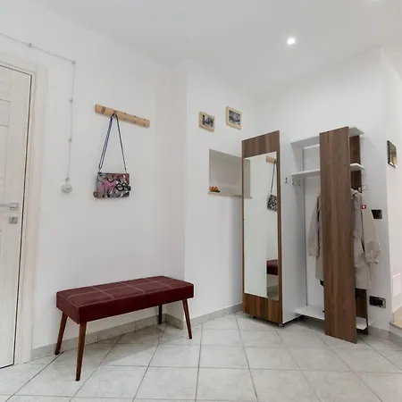Casa Elia: Locazione Breve