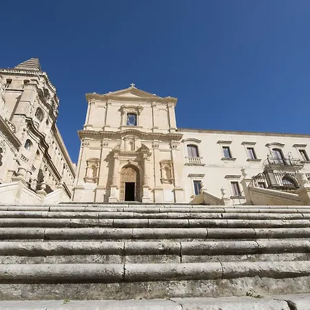 Casa Elia: Locazione Breve Apartment Noto