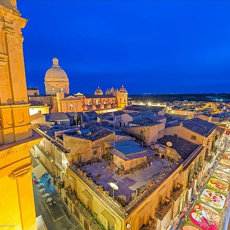 Casa Elia: Locazione Breve * Noto