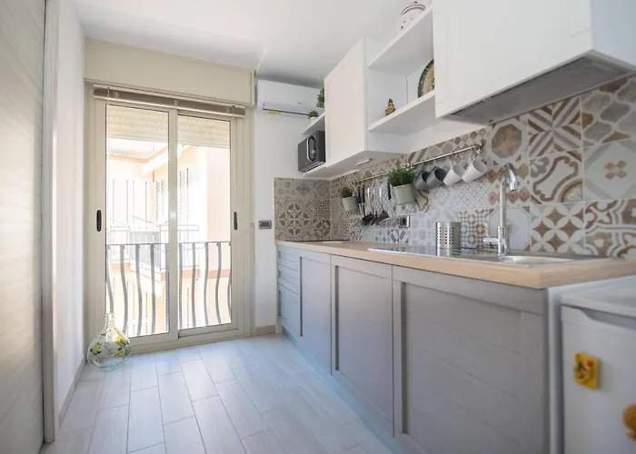 Casa Elia: Locazione Breve Апартаменты Ното